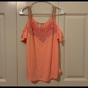 Coral top
